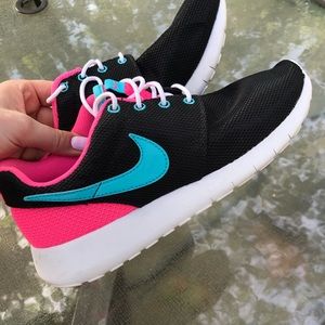 Nike Roshe One - youth